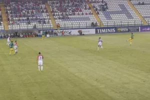 ΔΙΠΛΟ με Ισπανική... ζωγραφιά! (Φώτος)