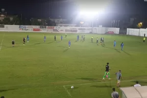 Ανόρθωση... με ανατροπή στην Αραδίππου (φώτος)