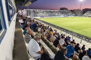 ΑΠΟΣΤΑΣΕΙΣ στο ΠΑΠ (φώτος)