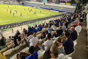ΑΠΟΣΤΑΣΕΙΣ στο ΠΑΠ (φώτος)
