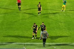 ΠΡΟΒΛΗΜΑ με Γιένσεν