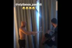 ΒΙΝΤΕΟ/ΝΤΟΥ Αβραάμ και Παπαφώτη με μπουγέλα σε Παντελή