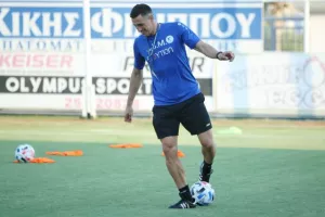 Με το δεξί… των Ηλία και Μιγκελίτο (φώτος) 