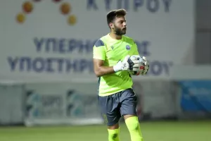 Με το δεξί… των Ηλία και Μιγκελίτο (φώτος) 