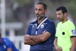 Με το δεξί… των Ηλία και Μιγκελίτο (φώτος) 