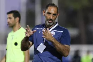 Με το δεξί… των Ηλία και Μιγκελίτο (φώτος) 