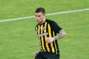«Αρης και Παναθηναϊκός για Τσόσιτς»