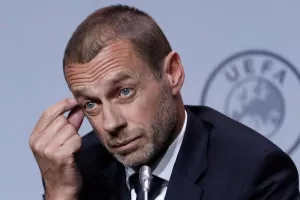 ΛΑΘΟΣ... Aleksander Čeferin
