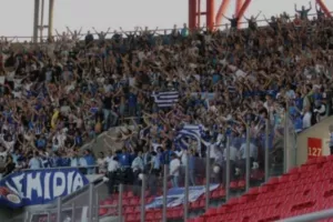 Μαχητές στο Καραϊσκάκης: "Tρελαμένοι σε μια αφιλόξενη έδρα" 
