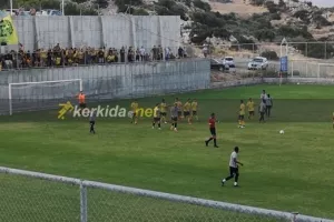 Ωραίοι και άνετοι οι... μικροί της ΑΕΛ! (φώτος)