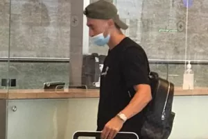 (ΑΠΟΕΛ) Πρωί στο αεροδρόμιο η... μεταγραφή (φώτος)