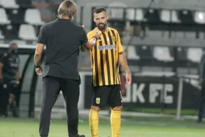Επαφή Καρυπίδη-Μπρούνο Γκάμα με φόντο την παραμονή
