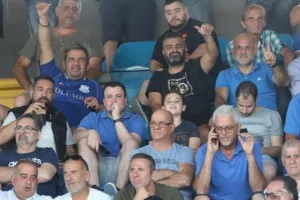 Απόλλων/300 εισιτήρια και μετά... Ανατολική