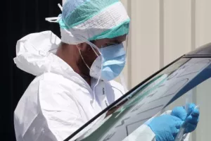 8 από τα 14 κρούσματα από τυχαία δειγματοληψία - Λεπτομέρειες