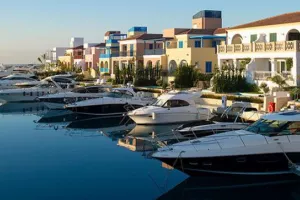 "Έσπασαν" την καραντίνα τους σε σκάφος στη Μαρίνα Λεμεσού και... πληρώνουν