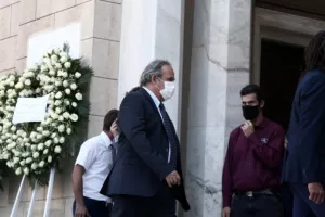 Στην κηδεία του Θεοδωρίδη ο Μισέλ Πλατίνι