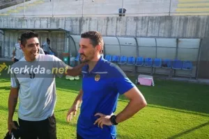 Ωραίοι και άνετοι οι... μικροί της ΑΕΛ! (φώτος)