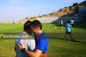 Ωραίοι και άνετοι οι... μικροί της ΑΕΛ! (φώτος)