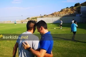 Ωραίοι και άνετοι οι... μικροί της ΑΕΛ! (φώτος)