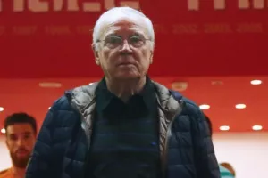 Θύρα 7 για Θεοδωρίδη: "85 χρόνια ΣΤΡΑΤΙΩΤΗΣ"