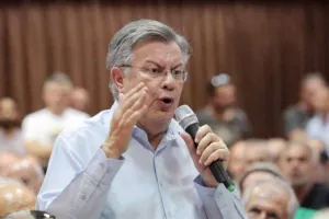 «Προτιμώ τους ομίλους του Τσάμπιονς Λιγκ απ΄το νταμπλ» (ΛΩΡΗΣ ΚΥΡΙΑΚΟΥ) 