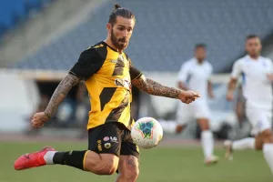 Θέλει να «δέσει» άμεσα Λιβάγια η ΑΕΚ