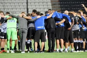 Η ομιλία του Φερέιρα στους παίκτες μετά τη νίκη επί της Μπενφίκα (βίντεο)