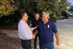 ΦΩΤΟΣ/Αγιασμός στον Αστέρα
