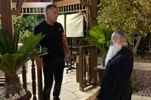 ΦΩΤΟΣ/Αγιασμός στον Αστέρα