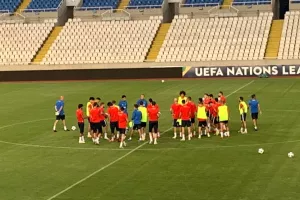 ΦΩΤΟΣ/Η προπόνηση του Αζερμπαϊτζάν