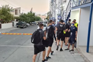 (ΦΩΤΟΣ) Η άφιξη της Ανόρθωσης