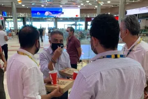 ΑΠΟΕΛ/Πανηγύρισαν... στο σινεμά (φώτος)