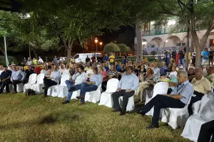 Βραδιά... ΑΕΛ- Έστειλε ενωτικό μήνυμα ο "ΣΟΦΟ"/ΦΩΤΟΣ