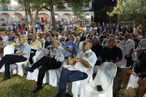 Βραδιά... ΑΕΛ- Έστειλε ενωτικό μήνυμα ο "ΣΟΦΟ"/ΦΩΤΟΣ
