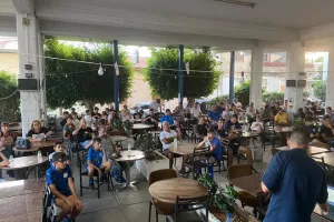Απόλλων/Οθόνες στο προαύλιο του Σωματείου (φώτος)