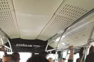 ΦΩΤΟΣ/Στον... αέρα η Ανόρθωση