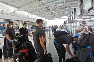 "Πέταξε" για Ελβετία/UPD (φώτος)