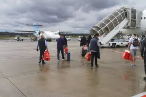 ΦΩΤΟΣ/Στον... αέρα η Ανόρθωση