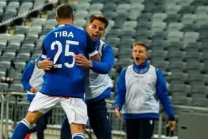 (Ενδιαφέρει ΑΠΟΛΛΩΝ) Περιμένει η Λεχ του Κατσαράβα!