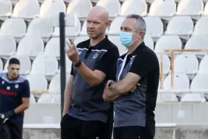 Στην ιστορία.../ΜΠΕΡΓΚ