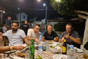 Καρέ... από δείπνο