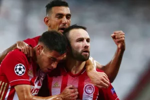 (ΦΩΤΟΡΕΠΟΡΤΑΖ) Ολυμπιακός - Ομόνοια 