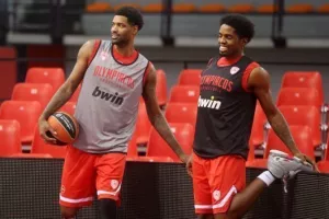 «Κλικ» από την πρώτη Media Day του Ολυμπιακού