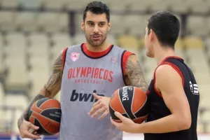 «Κλικ» από την πρώτη Media Day του Ολυμπιακού