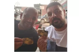 Μιχάλης/Άντης