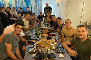Απολλωνίστικη... έξοδος με μπάλα/φώτος