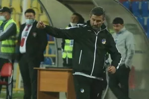 Άρεσε/Ουζουνίδης