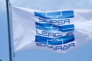 Και ιστορική και… κουτσουρεμένη η πρεμιέρα
