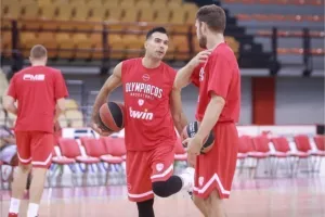 «Κλικ» από την πρώτη Media Day του Ολυμπιακού