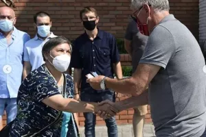 Αντίπαλος Ομόνοιας/Μοίρασε δωρεάν διαρκείας σε ΑμεΑ (φώτος)